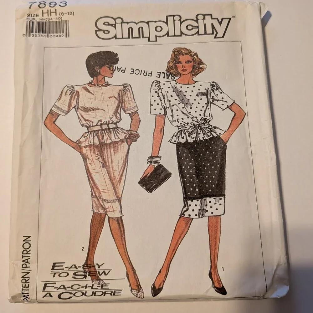 Simplicity 7893 top